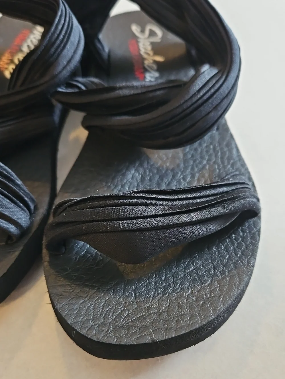 Skechers Yoga Foam Meditation Sandals